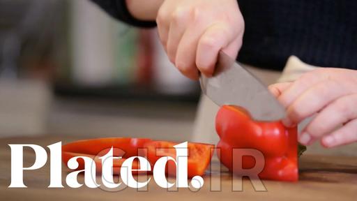مهارت‌های کار با چاقو: کلاسی کوتاه برای خرد کردن مثل یک سرآشپز