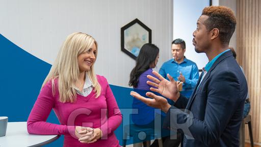 آموزش ارائه با تکنیک Elevator Pitch آموزش ارائه با تکنیک Elevator Pitch