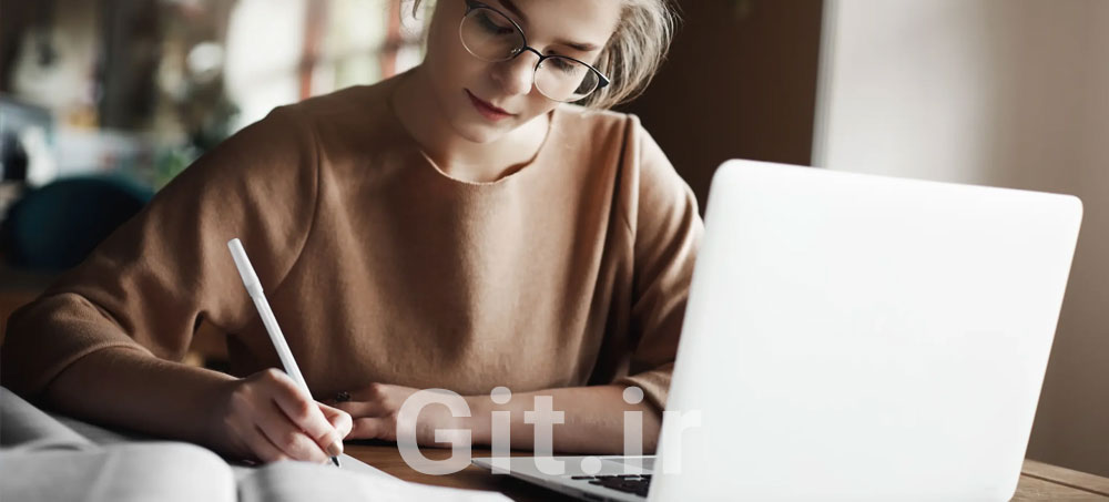 چگونه هنگام دیدن دوره‌های آموزشی یادداشت‌برداری کنیم؟