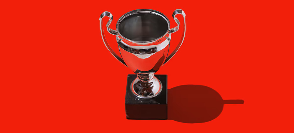 چگونه بدون ارتقای شغلی، کارکنان را باانگیزه نگه داریم (HBR)